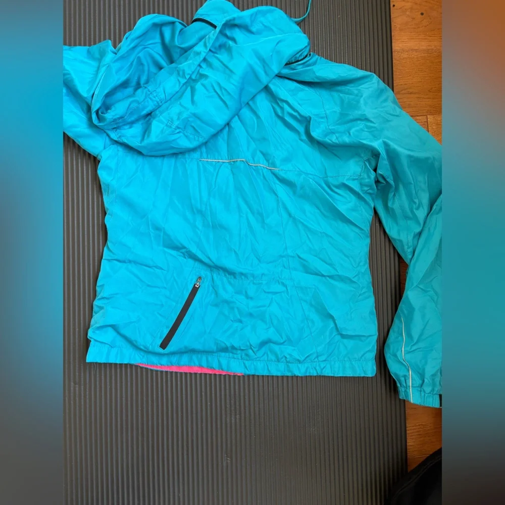 New Balance Running Jacket - Picture 4 of 4